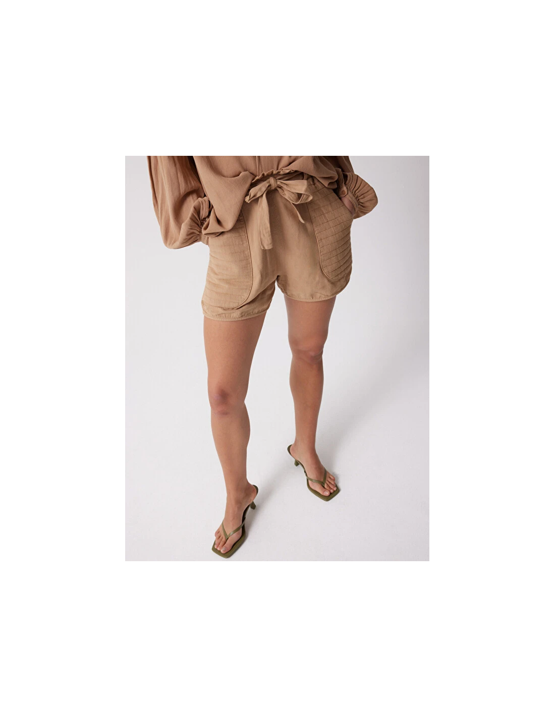 Notshy short Lizzo beige